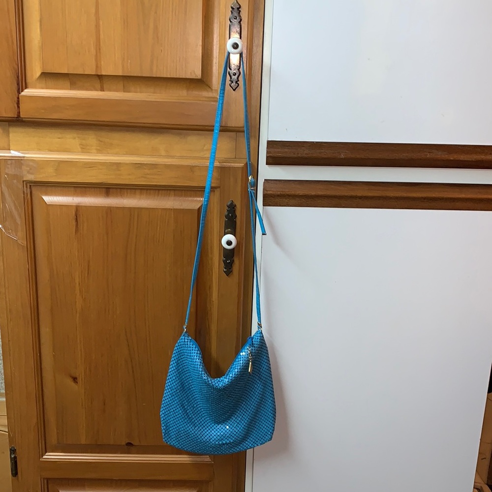 Nice vintage blue Whiting and Davis mesh purse